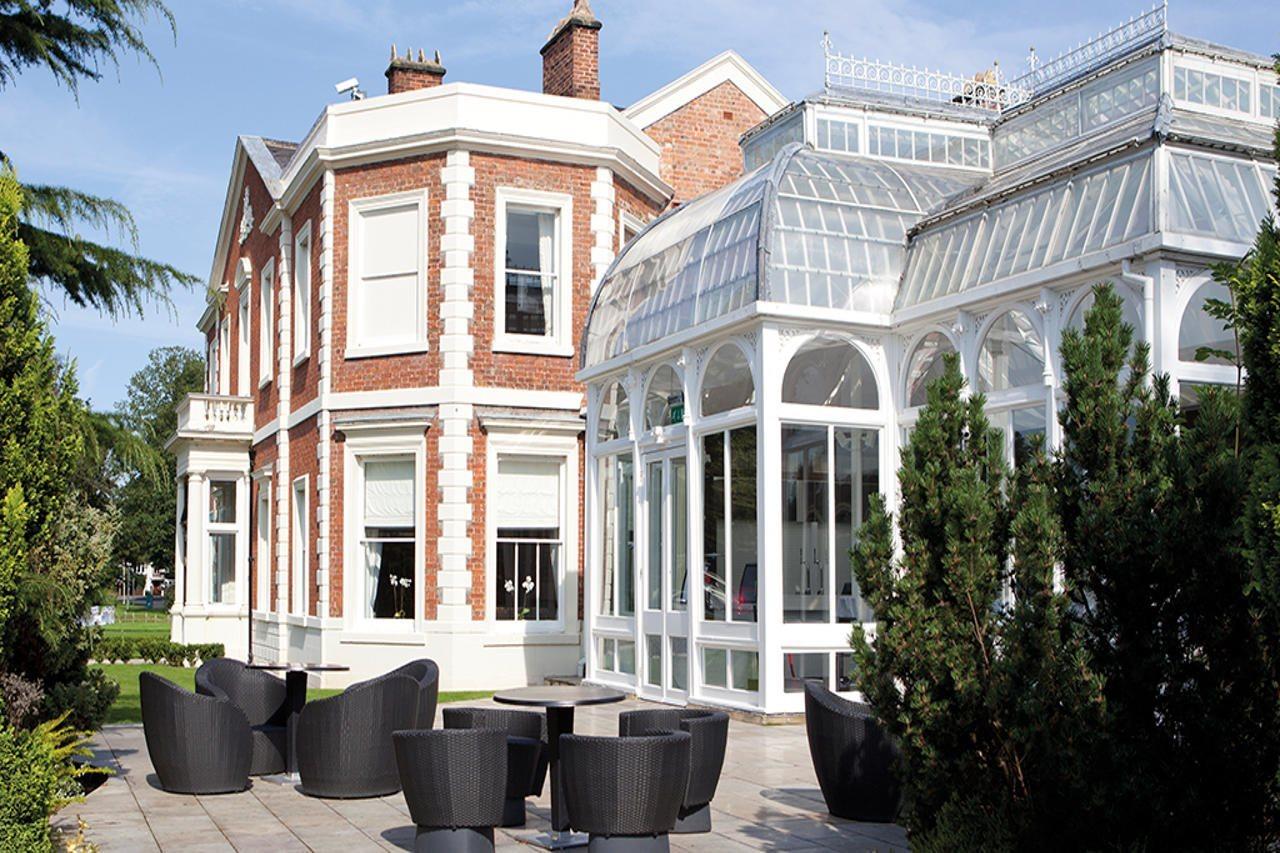 Doubletree By Hilton Chester Exterior photo