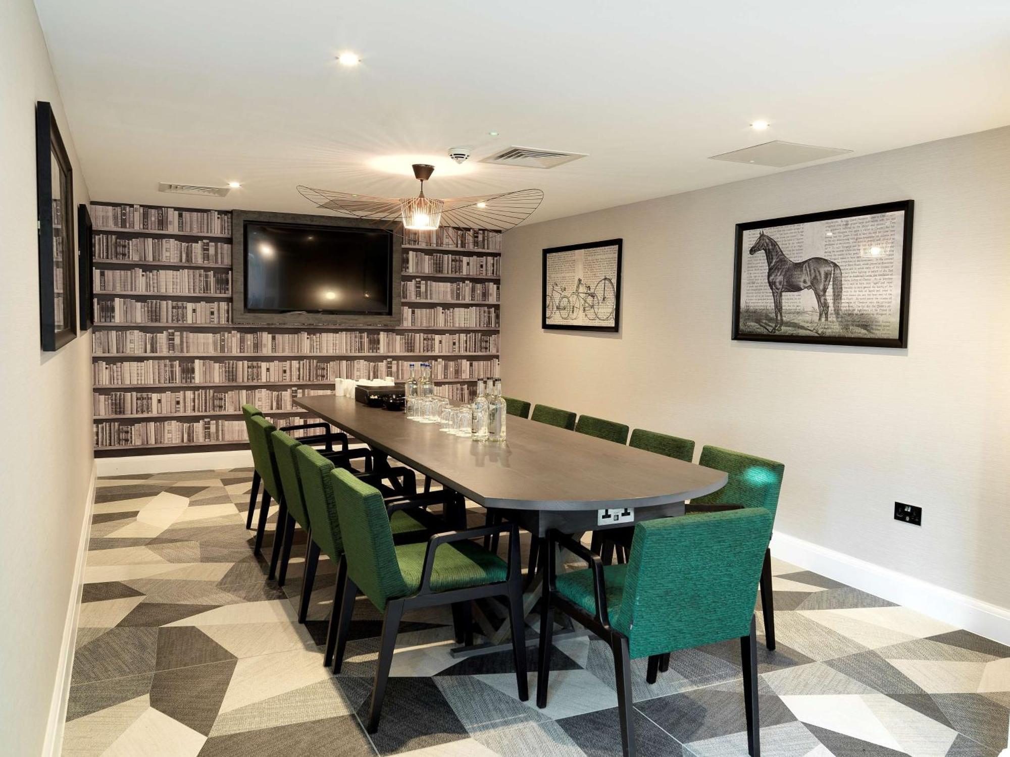 Doubletree By Hilton Chester Exterior photo