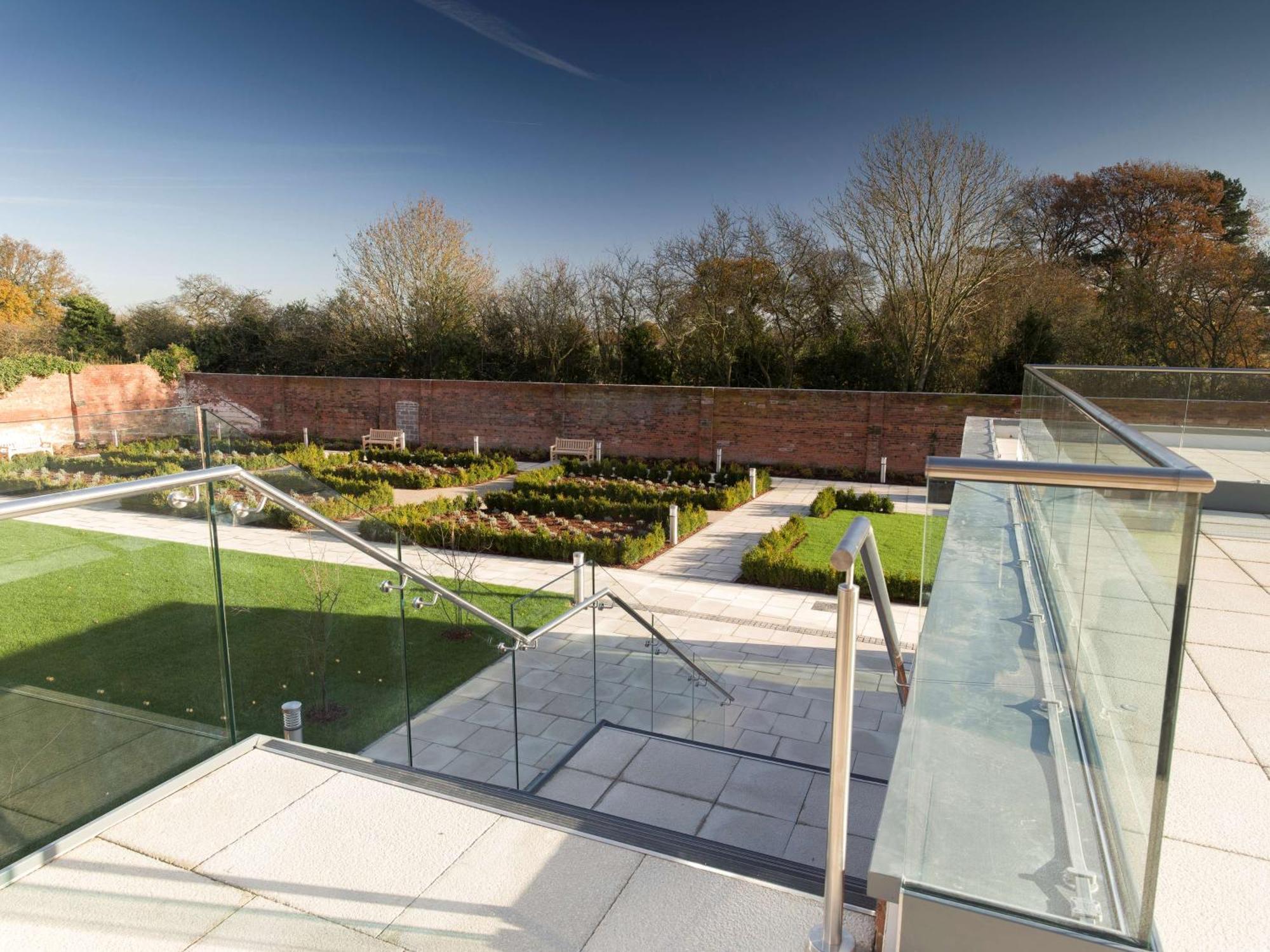 Doubletree By Hilton Chester Exterior photo